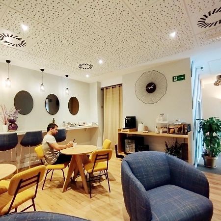 Habital Suites Jaca Exterior photo