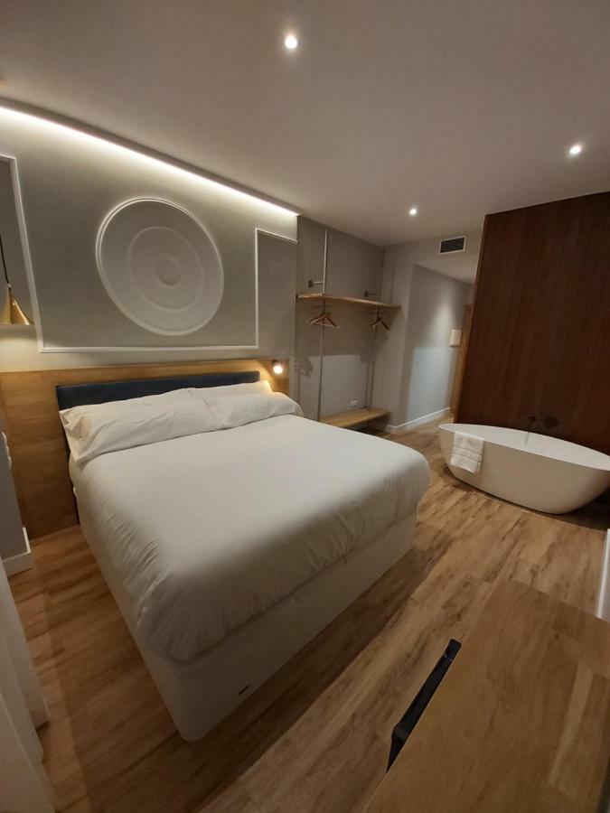 Habital Suites Jaca Exterior photo