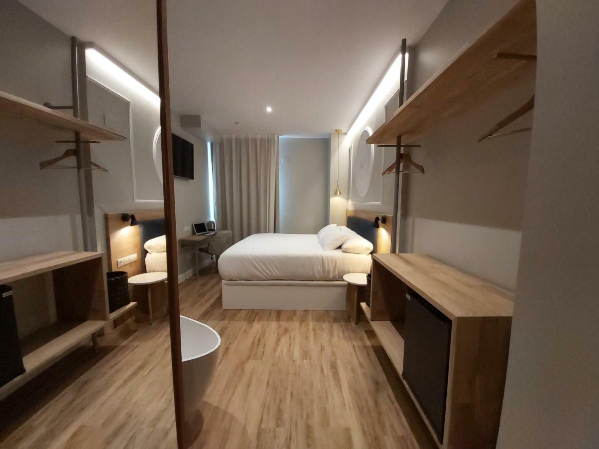 Habital Suites Jaca Exterior photo