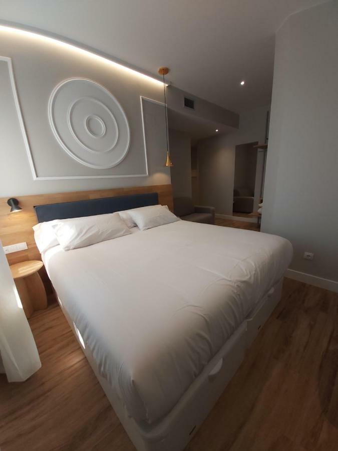 Habital Suites Jaca Exterior photo